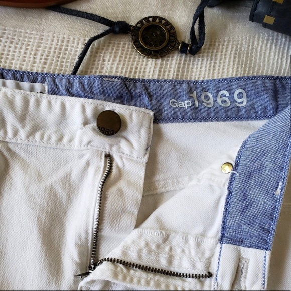 🕊GAP White Mini Skirt🕊 - Picture 5 of 8